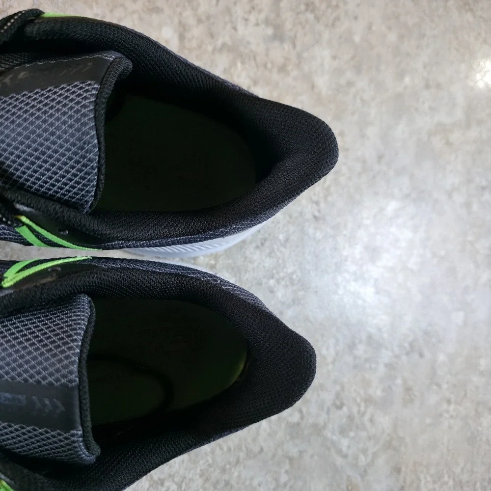 Nike Quest 3 Shield Mens Size 14 Black Obsidian‎ Mist Poison Green CQ8894-010